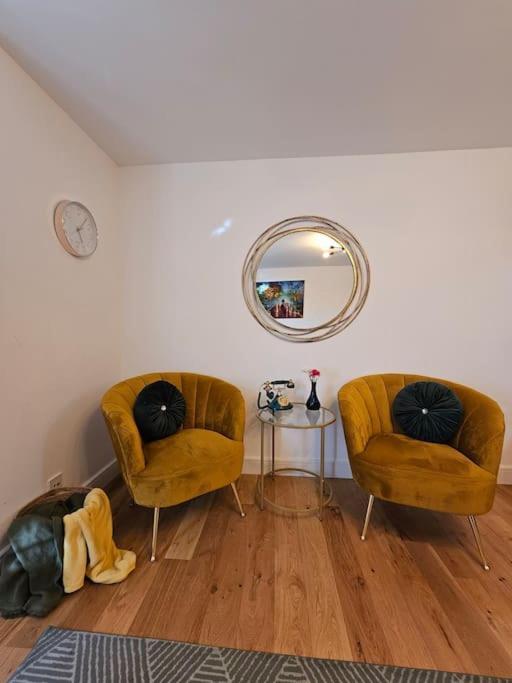 Comfortable Two Bedroom Flat Brighton Bagian luar foto