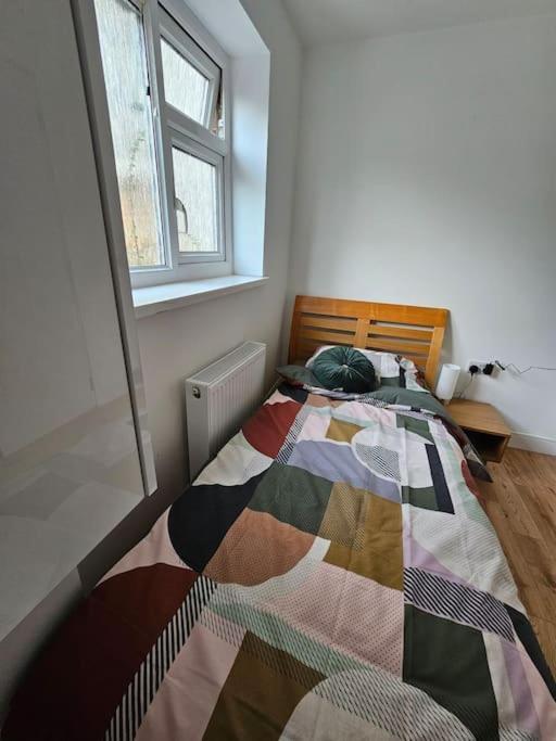 Comfortable Two Bedroom Flat Brighton Bagian luar foto